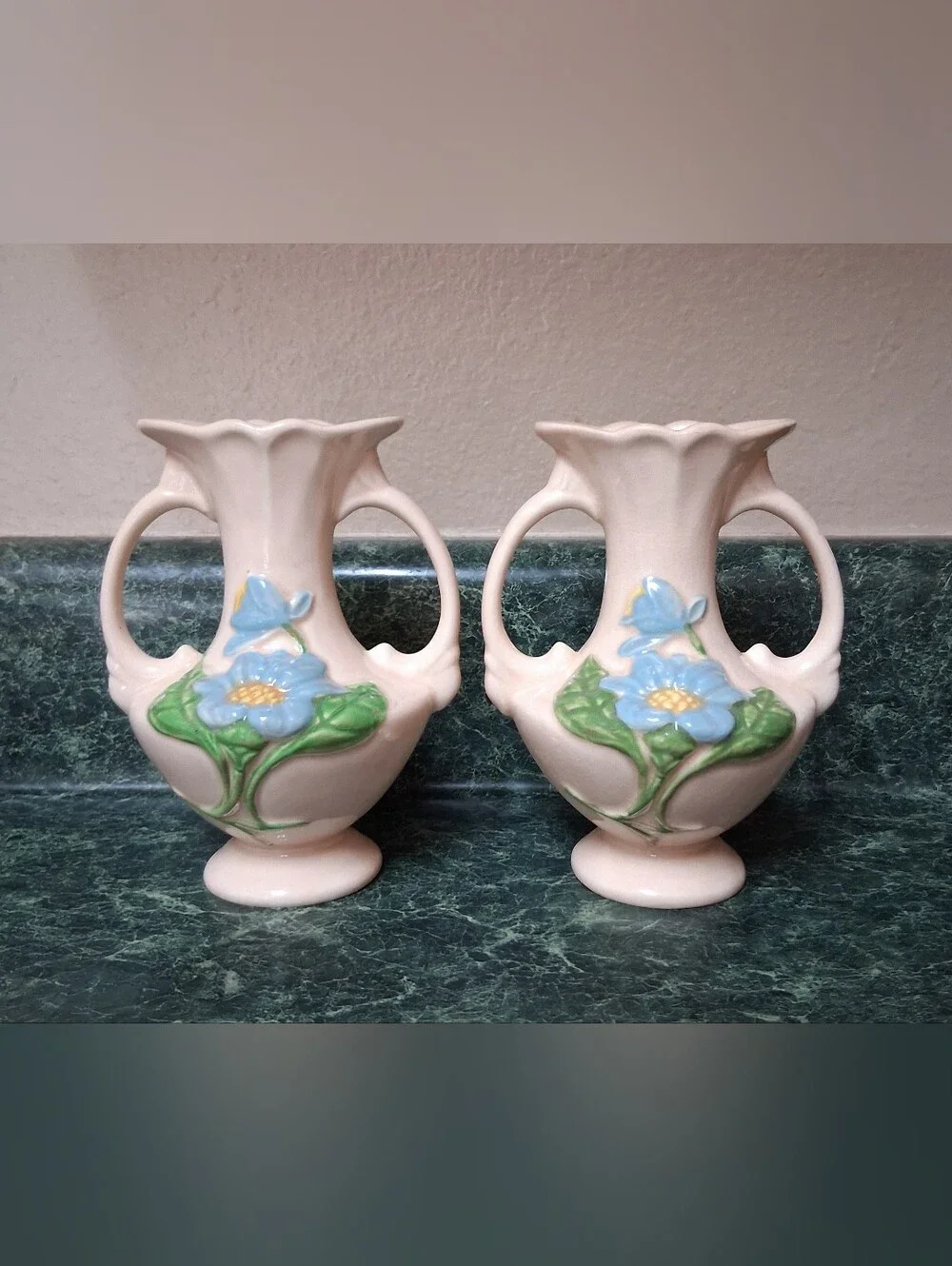 Vintage Ca. 1947-48 Hull Art Pottery Vase Glossy Pink, Blue Magnolia H-2-5-1/2